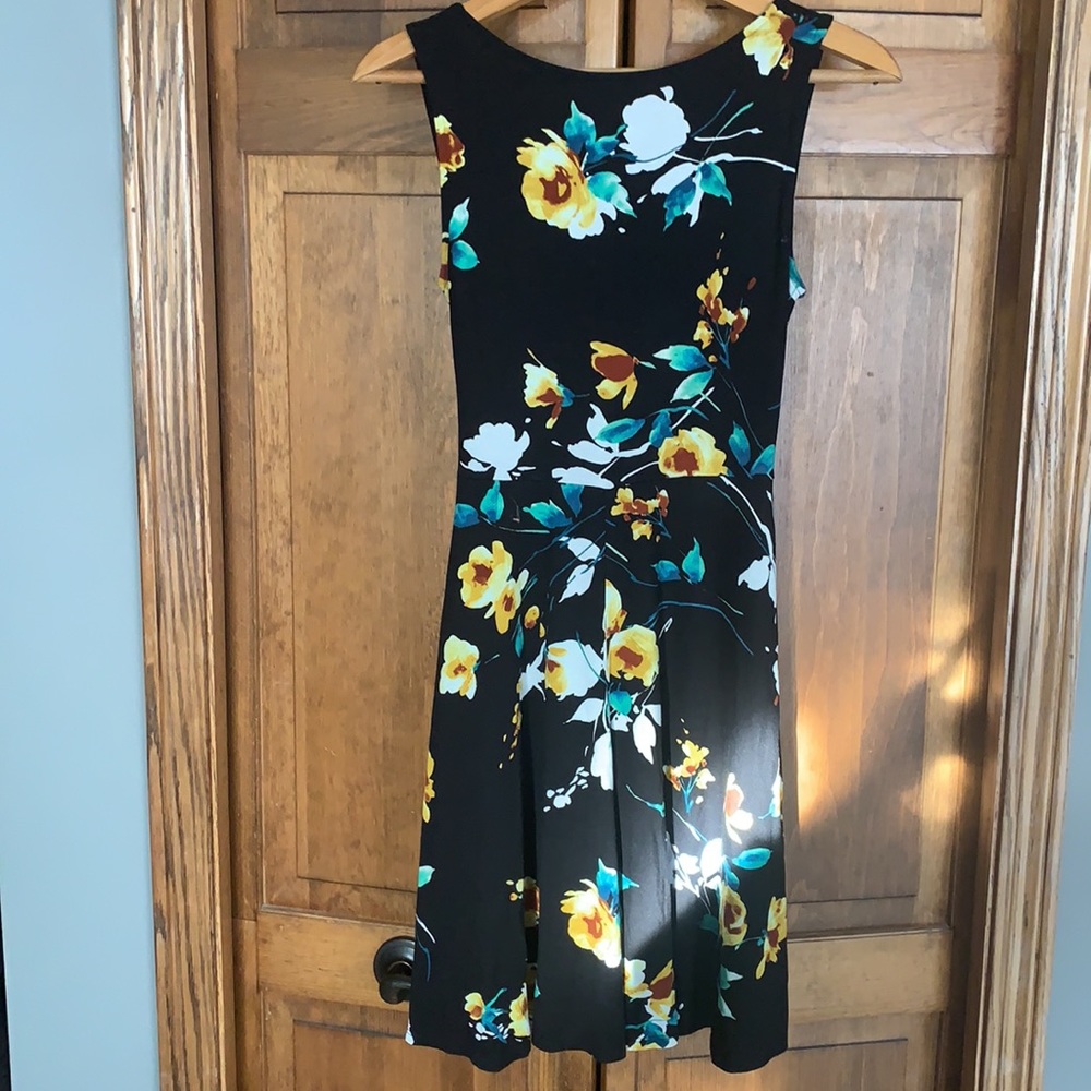 Kaileigh sleeveless dress. Size small - Picture 3 of 6